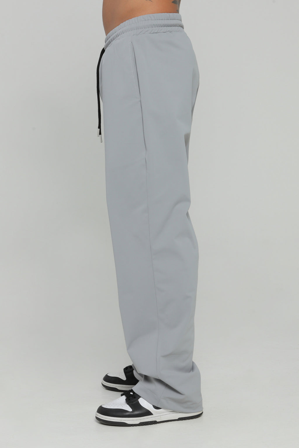 Pantalón bolsillo posterior