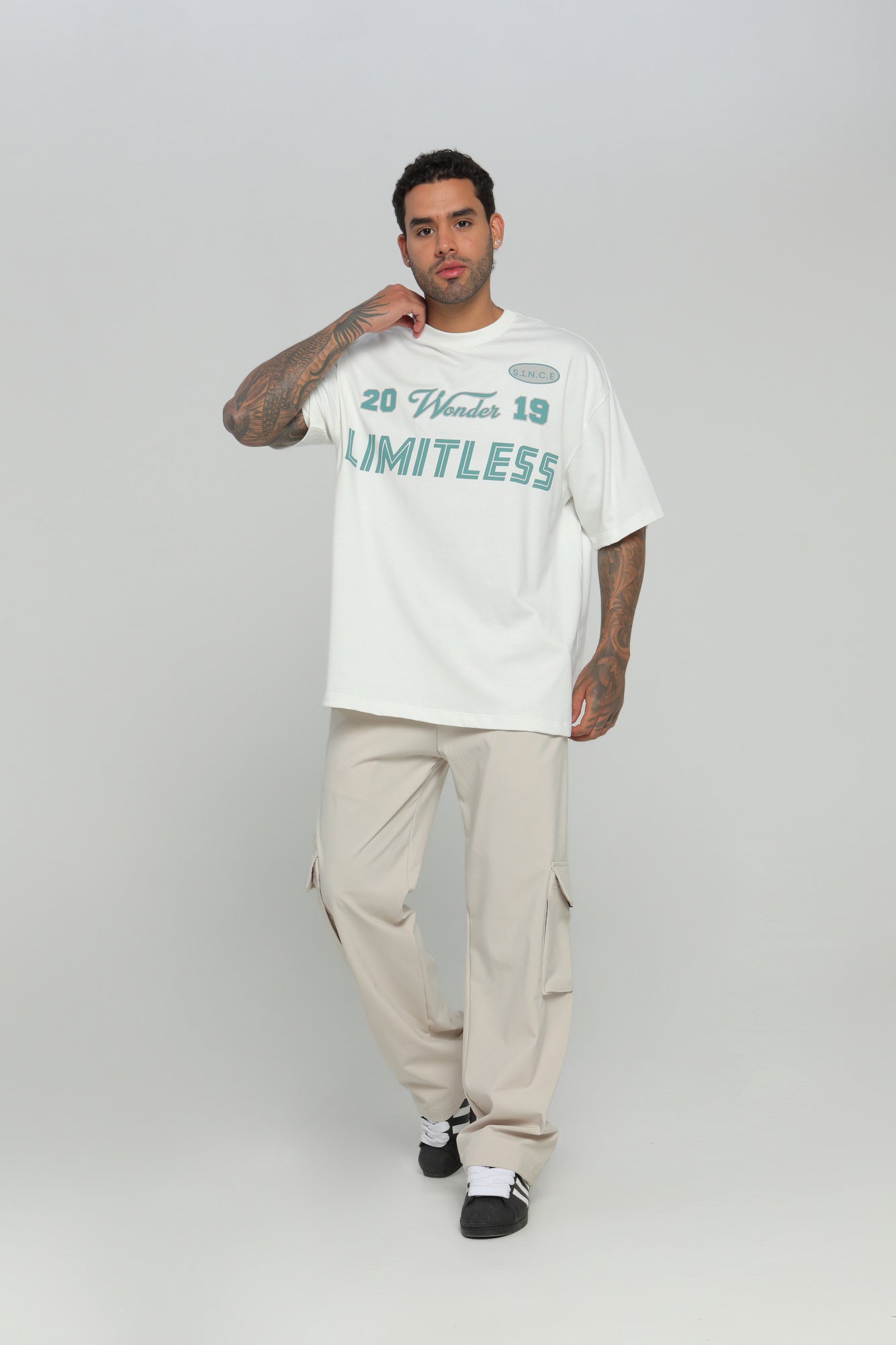 Camiseta hombre boxy fit estampada frente